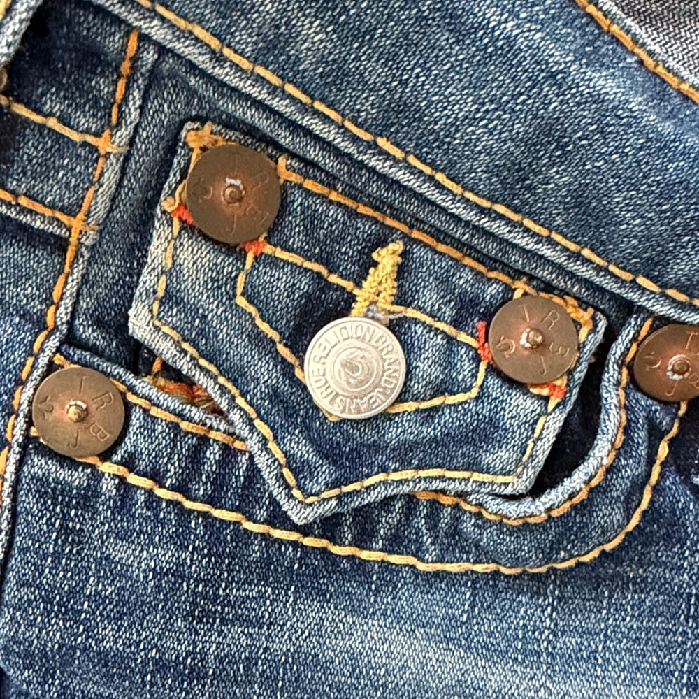 True Religion Women's Dark Blue Low-Rise Denim Shorts - Picture 3 of 7